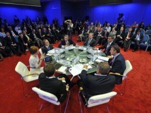 Форум АТЭФ-2013 открылся на острове Русский