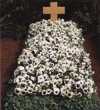 Бизнес по уходу за могилами - возможно ли это?