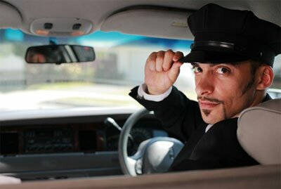 Такси или авто с водителем, что выбрать?